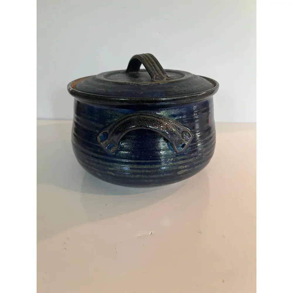 Rare Vintage Richard Sanderson Toad Hill Pottery NH Casserole Pot w Lid Blue JL